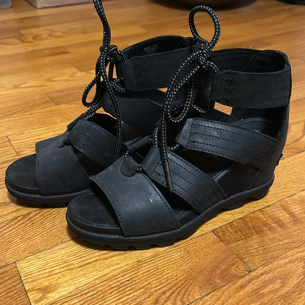 Sorel Black Wedge Shoes with Lace-Up Design